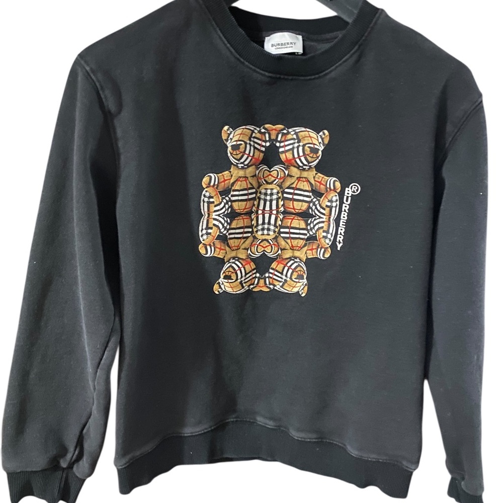 Burberry Kid’s Black Crewneck Sweater with Teddy Bear Graphic - Picture 3 of 12